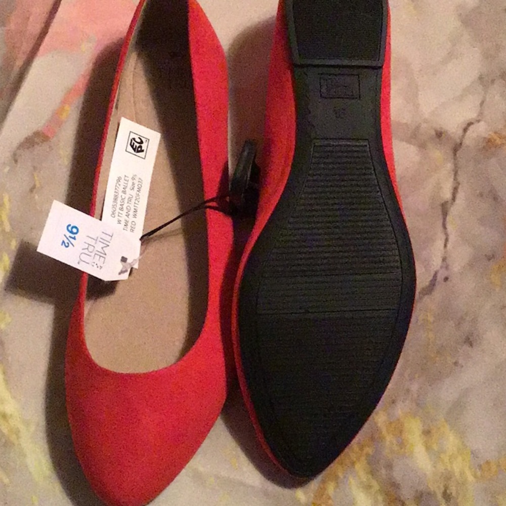 - Time and Tru Basic Ballet Flat